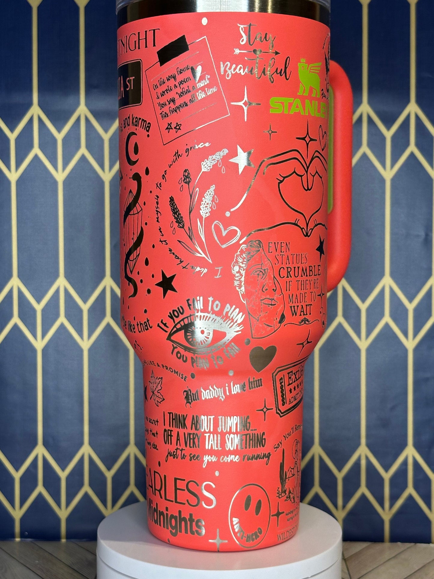 Un vaso para las eras - EDICIÓN 2024 - Stanley Quencher 30/40 oz
