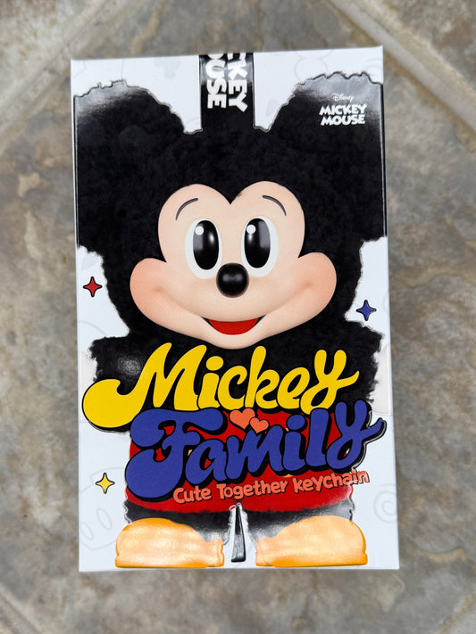 Mickey Family Keychain Mystery Box